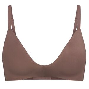 SKIMS Wireless Form T-Shirt Demi bra.  Color umber.  36DD. New with tags.